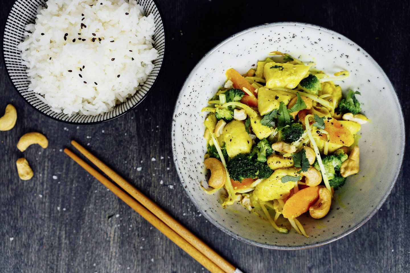 Indisches Chickencurry mit Cashewkernen