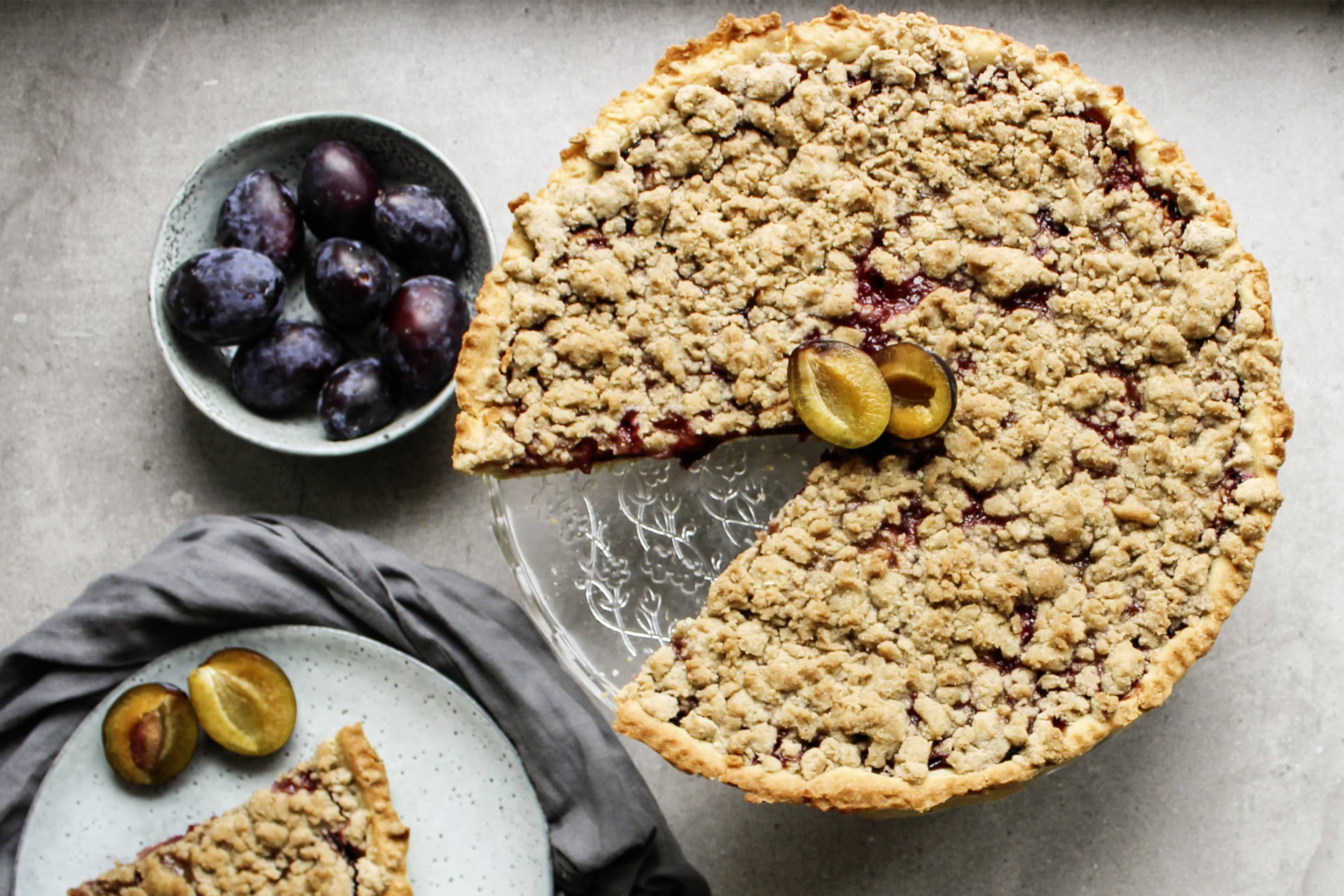 Zwetschkenkuchen mit Vanille und Streusel