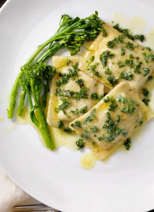 Ravioli mit Thymian gewürzt