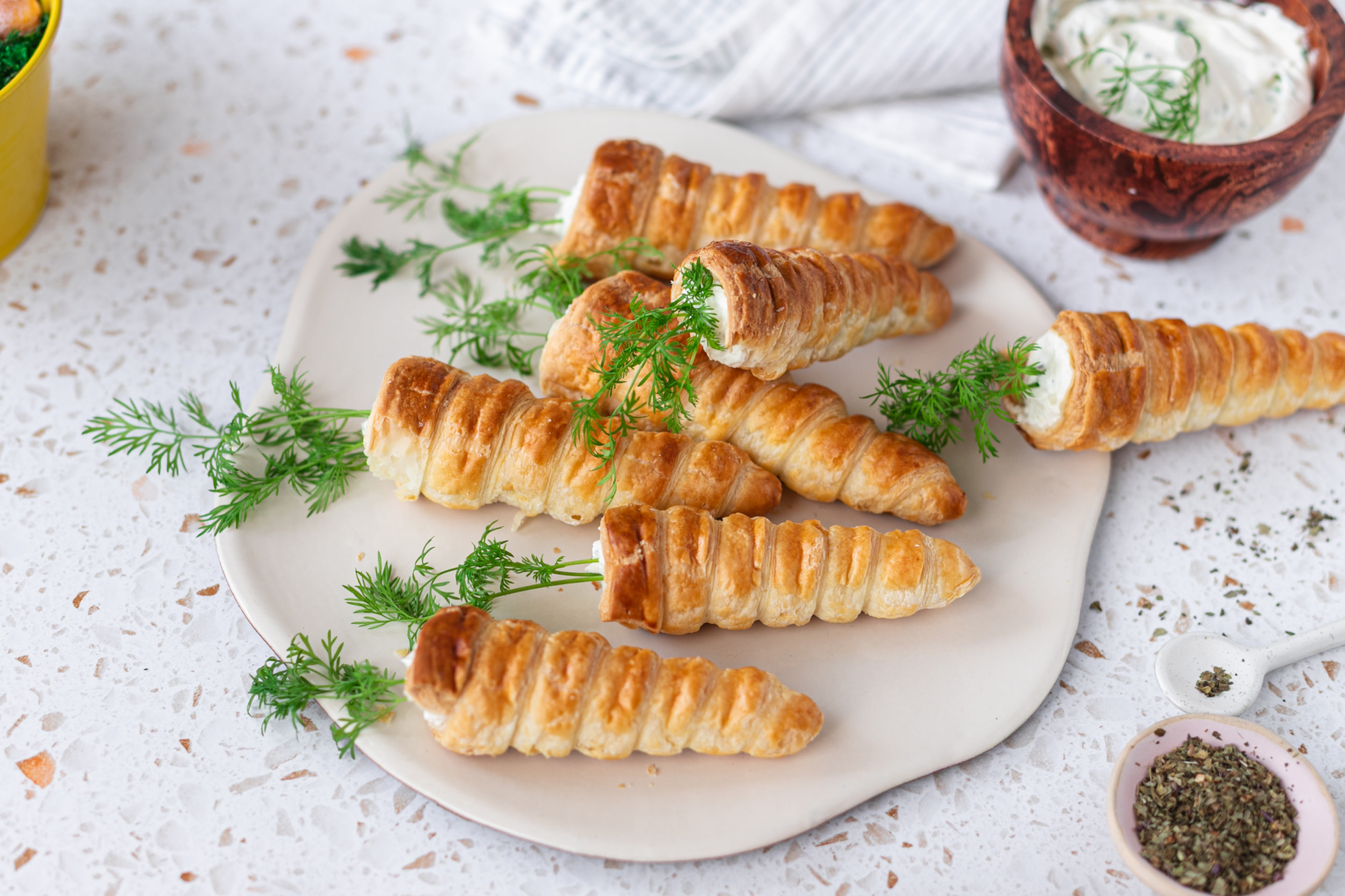Puff Pastry Carrots With Cream Cheese (1)